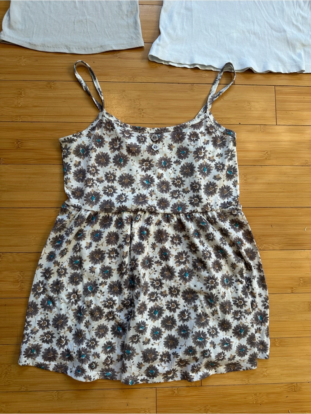 Tank top bundle - Picture 2 of 6